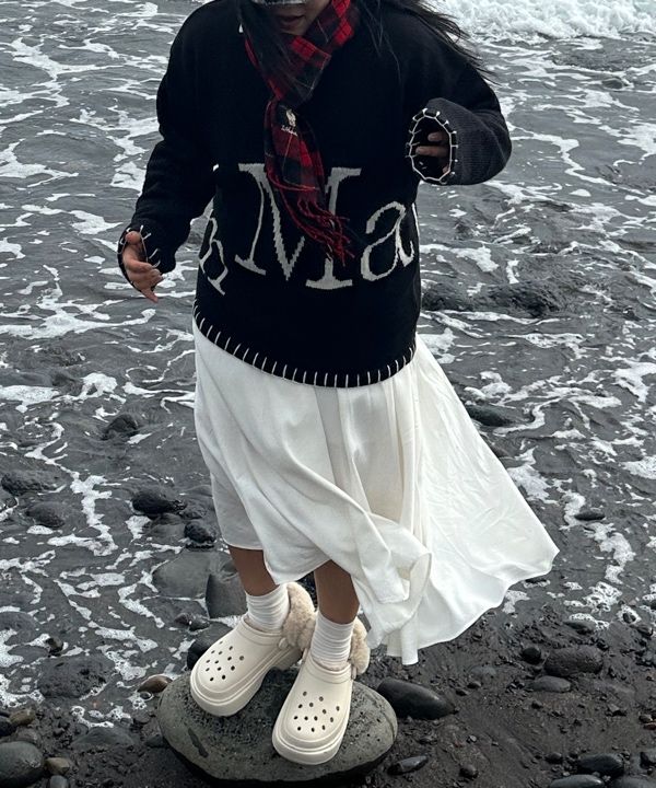 MUSINSA公式 | MATIN KIM MATIN BIG LOGO STITCH KNIT PULLOVER IN BLACK