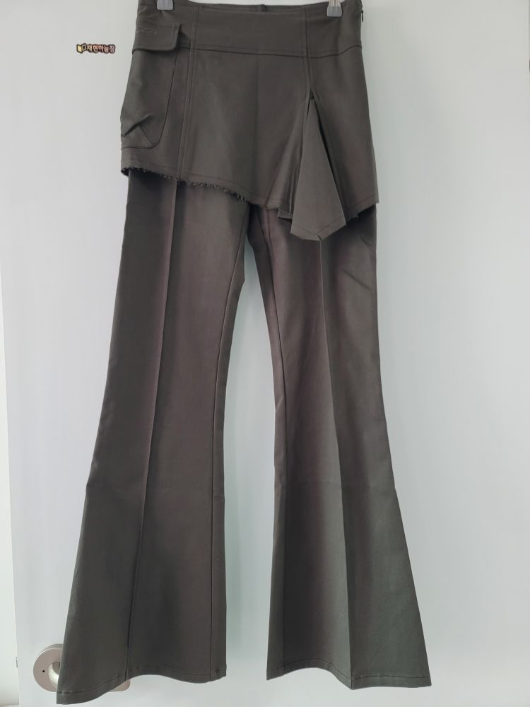 MUSINSA | HUG YOUR SKIN Flare Skirt Layered Pants (Khaki)