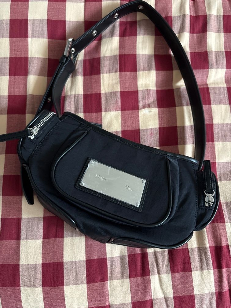 MUSINSA | MATIN KIM MADELEINE ROUND BAG IN BLACK