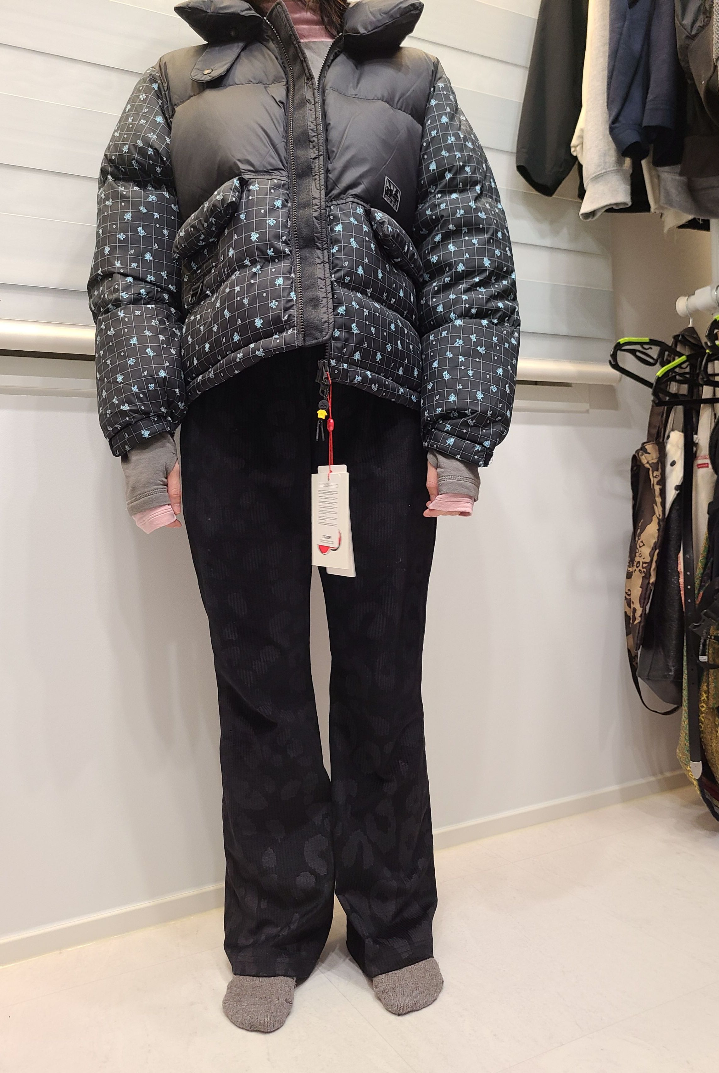 ☆人気☆【KIRSH】☆COLORING GRID PATTERN CROP DOWN JUMPE.R☆ MUSINSA | KIRSH Coloring grid pattern cropped down jumper