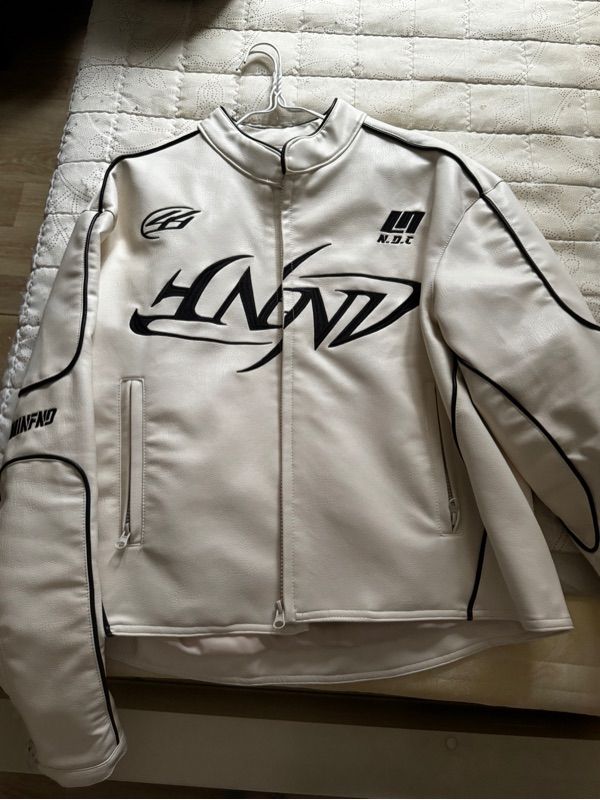 MUSINSA公式 | NOT4NERD Leather ver. Tribal Logo Racing Jacket - Ivory