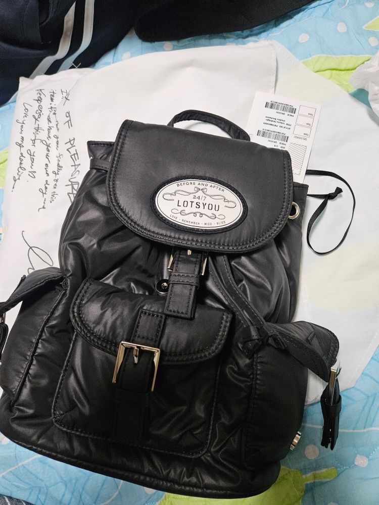 LOTSYOU ブラック リュック LOTSYOU ブラックリュック・バックパック LOTSYOU(ロッツユー
