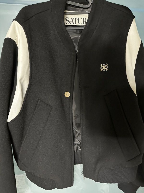 ジャケット・アウター SATUR PERCY COLLARLESS VARSITY JACKET SATUR PERCY COLLARLESS VARSITY JACKET