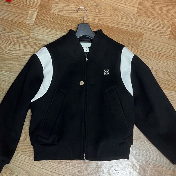 MUSINSA公式 | SATUR Percy Collarless Varsity Jacket Classic