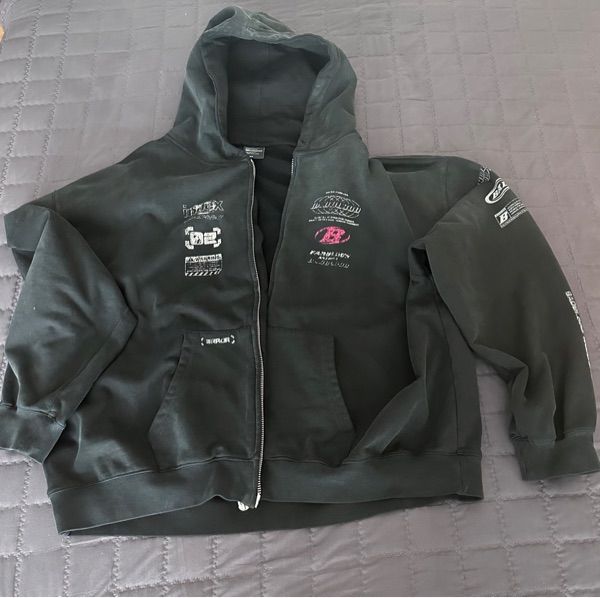 MUSINSA公式 | BADBLOOD F1 Old Effect Hood Zip-Up - Black