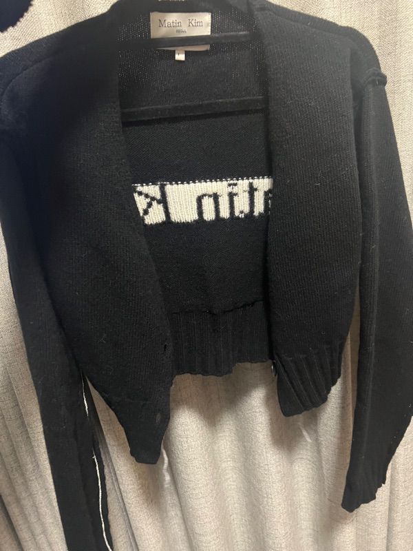 [期間限定値下げ]MatinKim POINT CROPCARDIGAN MUSINSA公式 | MATIN KIM MATIN STITCH POINT CROP CARDIGAN IN