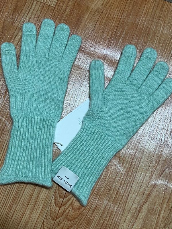 MUSINSA公式 | MATIN KIM FINGER HOLE KNIT GLOVES IN MINT