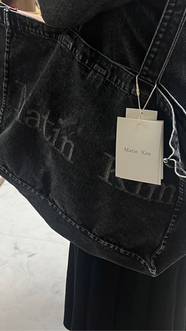 MUSINSA公式 | MATIN KIM MATIN WASHED DENIM TOTE BAG IN DARK GRAY