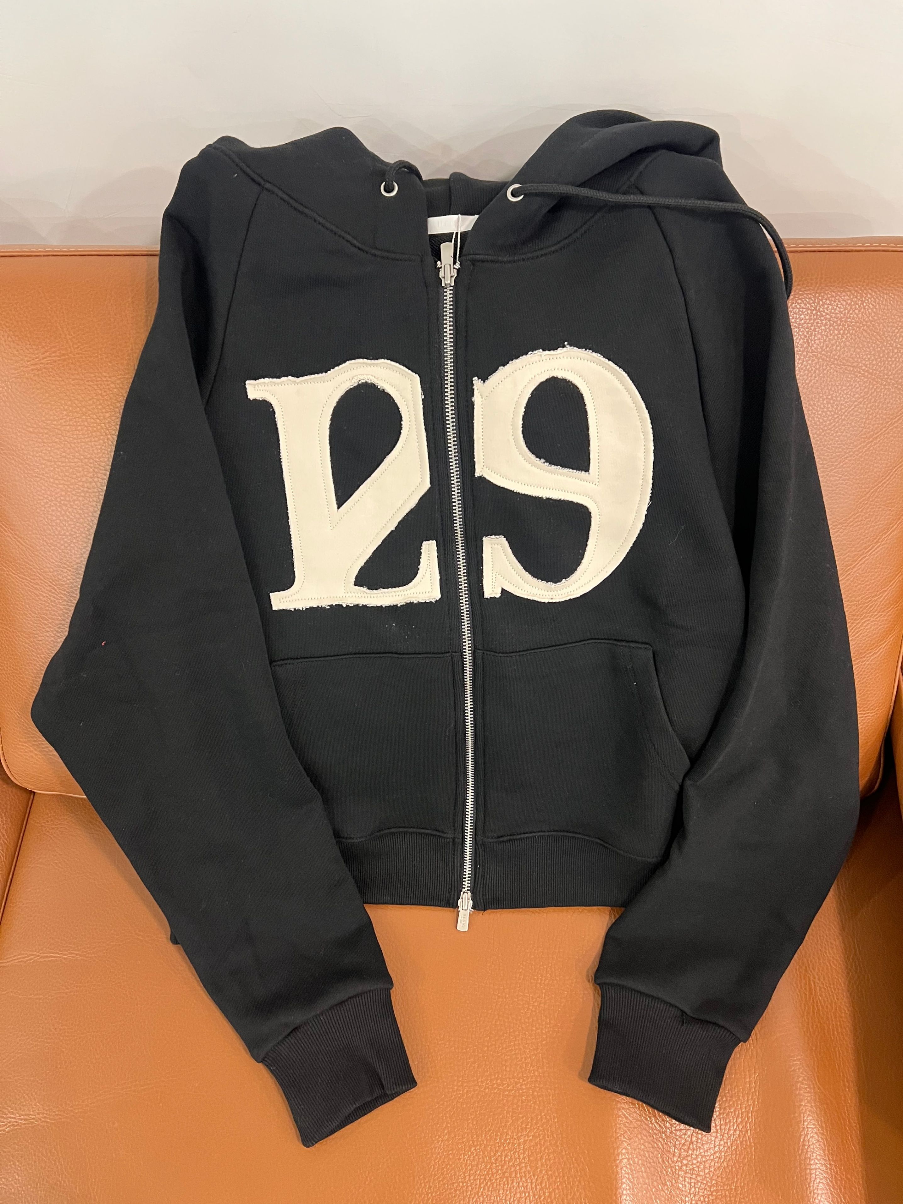 MUSINSA | ILLIGO 129 Logo Patch Hooded Zip-Up