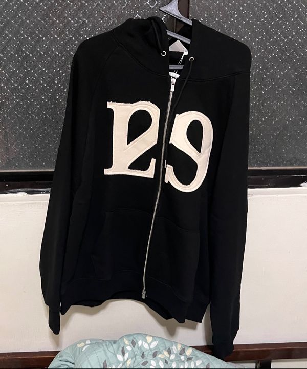 MUSINSA | ILLIGO 129 Logo Patch Hooded Zip-Up