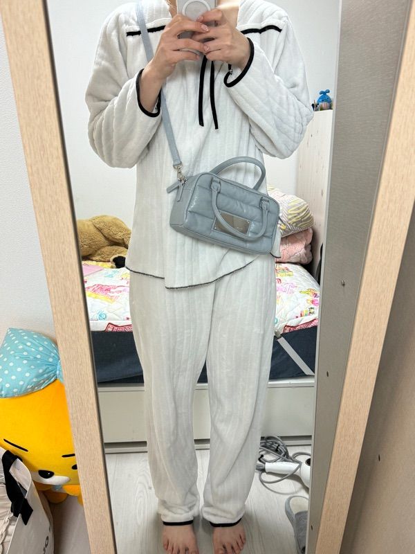 ☆MATIN KIM☆ FAUX LEATHER BABY SPORTY TOTE BAG 韓国発 人気 MUSINSA公式 | MATIN KIM FAUX LEATHER BABY SPORTY TOTE BAG IN