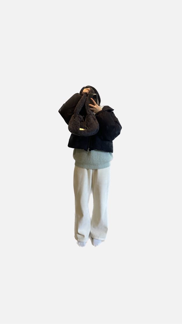 MUSINSA公式 | MATIN KIM PLUFFY TOTE BAG IN BLACK