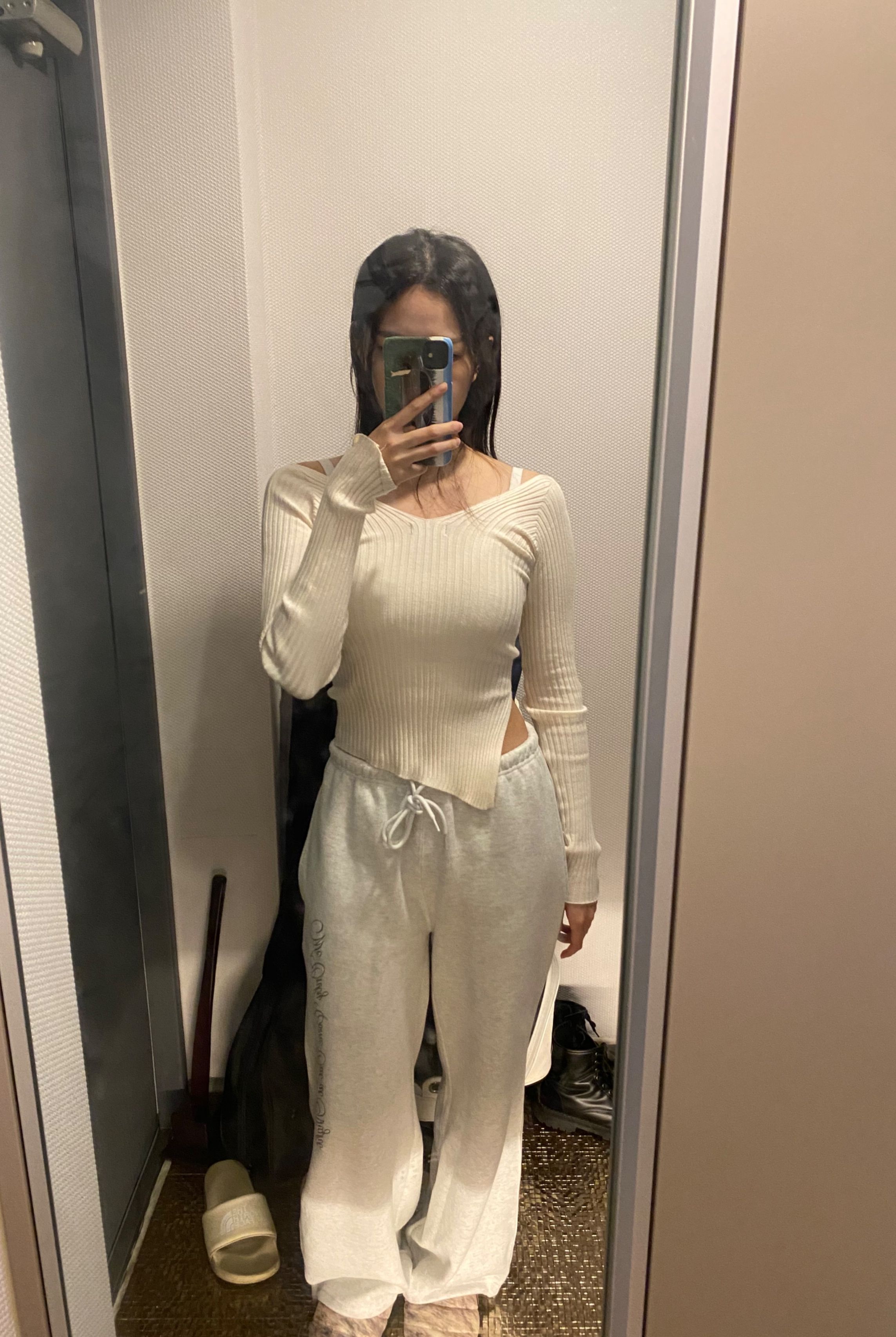 MUSINSA | BADBLOOD Pure Lace Trim Jogger - Ash Gray