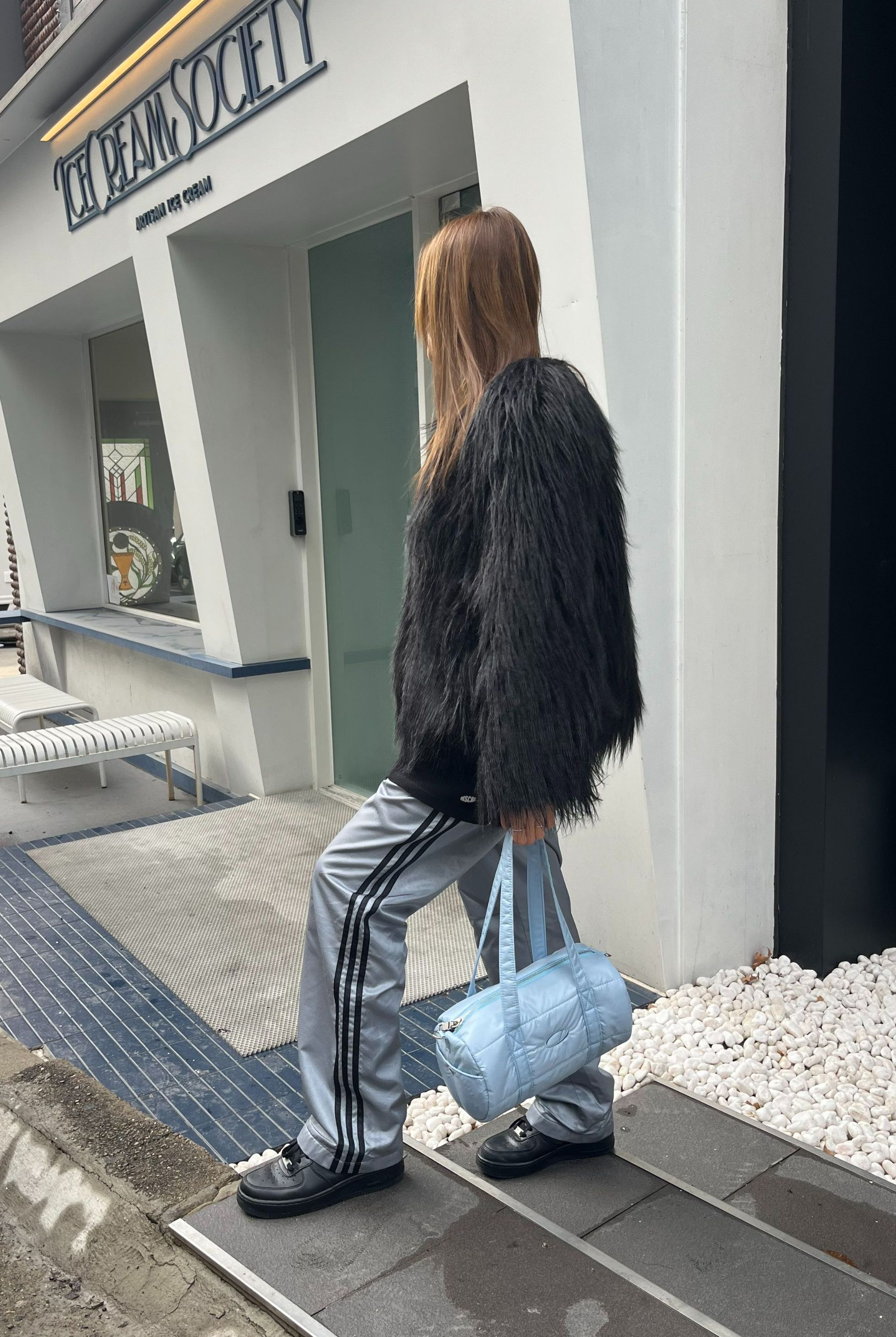 ★24SS★ODD STUDIO★ODD SIGNATURE GLOSSY PADDED SHOULDER BAG MUSINSA | ODDSTUDIO Odd Signature Glossy Padded Shoulder Bag