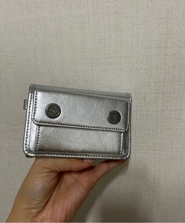 ●vunque● Perfec Button Up Folded Half Wallet Perfect Butto MUSINSA | VUNQUE Perfec Button Up Folded Half Wallet Gray