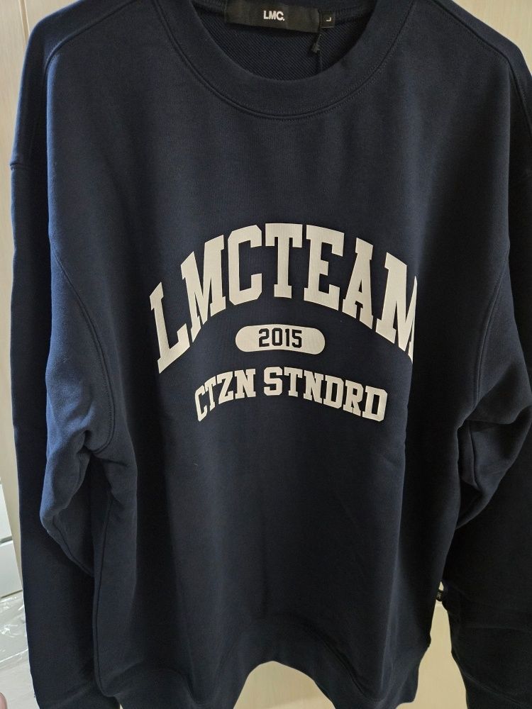 MUSINSA | LMC TEAM ARCH COLLEGE SWEATSHIRT black
