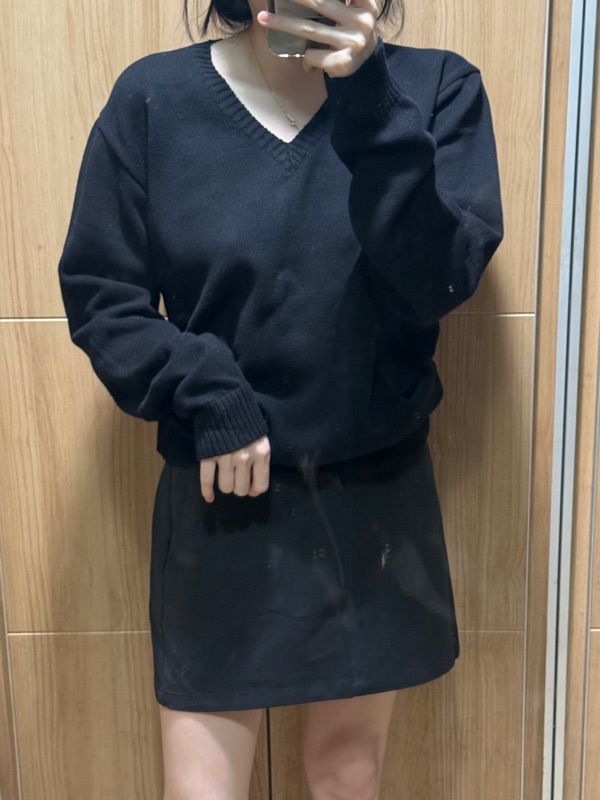 ★送料・関税込★GLOWNY★G CLASSIC V-NECK LONG SLEEVE★ MUSINSA | GLOWNY G CLASSIC V-NECK LONG SLEEVE (BLACK)