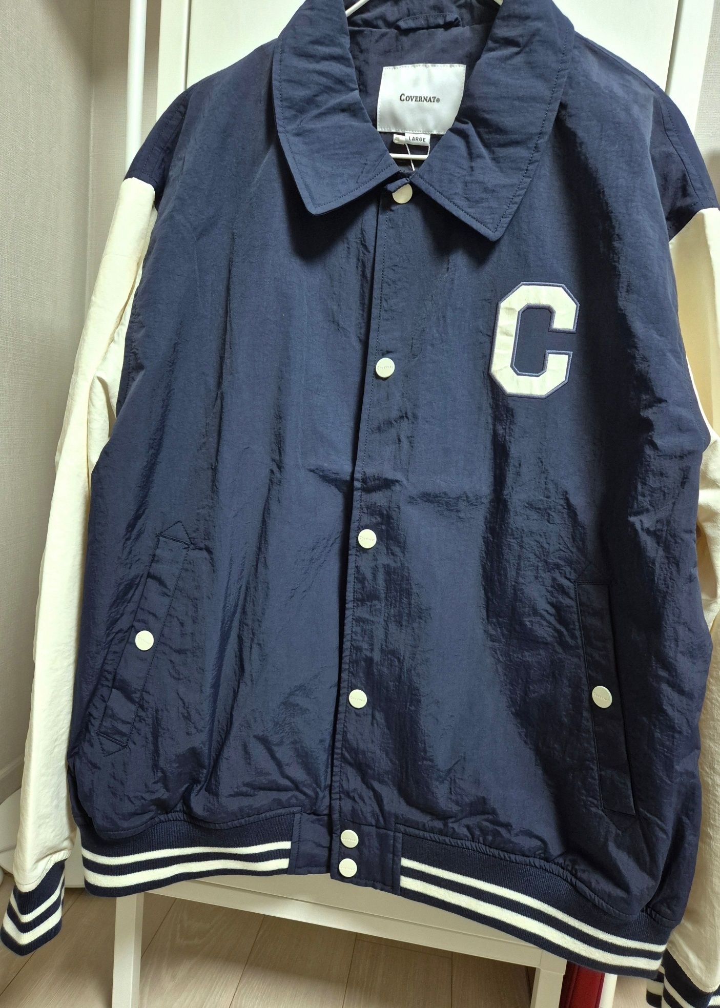 MUSINSA | COVERNAT C logo collar varsity jacket navy