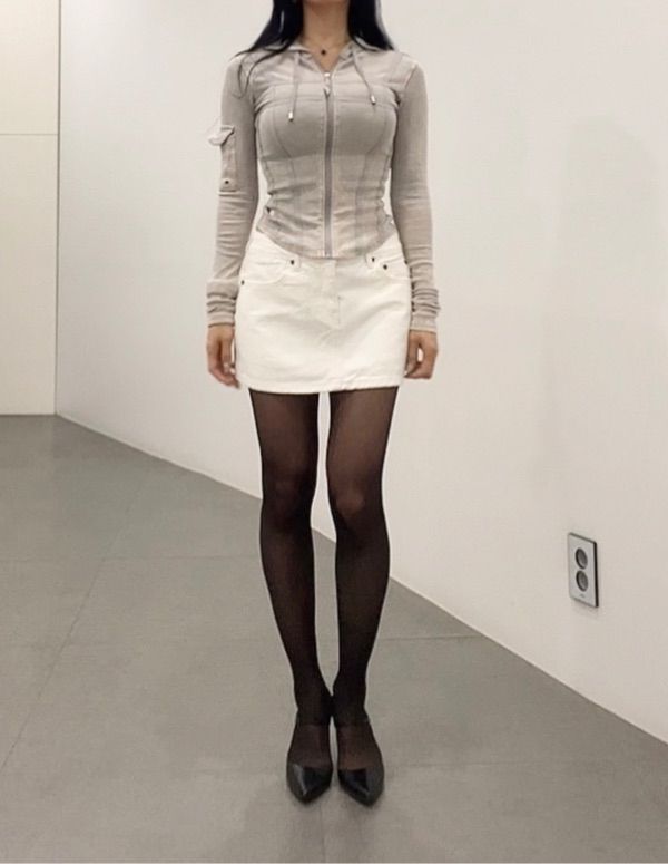 MUSINSA | GLOWNY 99 LOW-RISE MINI SKIRT (WHITE)