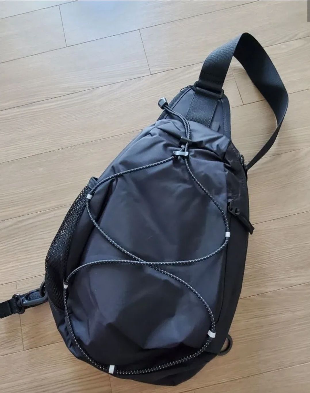 MUSINSA STANDARD_リップスタップスリングバッグ MUSINSA | MUSINSA STANDARD SPORTS Running soft sling bag [Black]