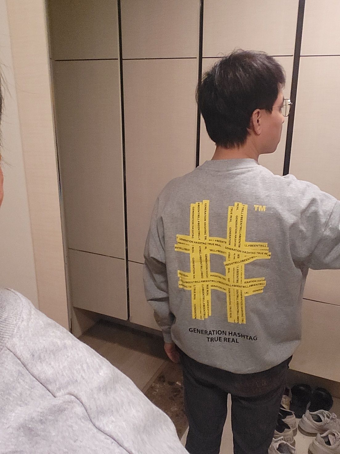 MUSINSA | BEENTRILL NEWYORK Yellow Taping Hashtag Overfit