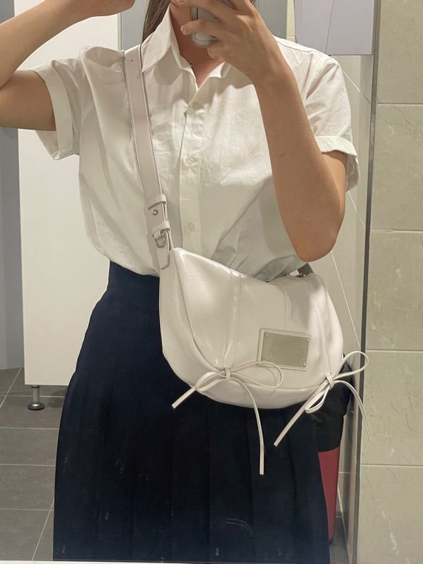 バッグ MATIN KIM HALF SHIRRING RIBBON ROUND BAG Matin Kim Half Shirring Ribbon Round Bag Black Women's
