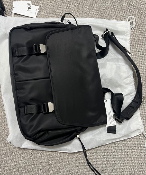 【HAH ARCHIVE】2BUCKLE SHOULDER MESSENGER BAG 002 MUSINSA | HAH ARCHIVE 2-Buckle Shoulder Messenger Bag 002