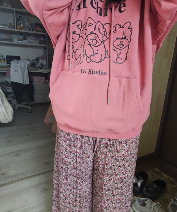 ★ Wai Kei★ Maltese Archive Line Graphic Hoodie Dust Pink Designer fashion, Seoul-fully created | W Concept