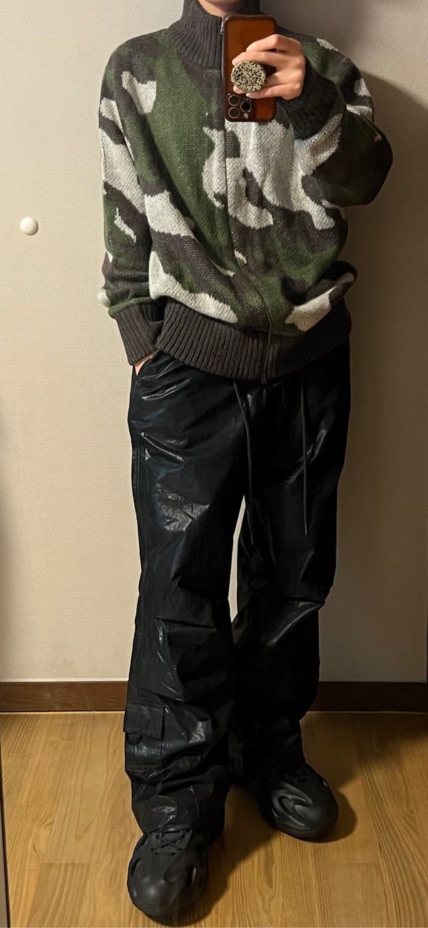 ★SCULPTOR★ Glossy Parachute Pants Black SC24S406BK MUSINSA | SCULPTOR Glossy Parachute Pants Black