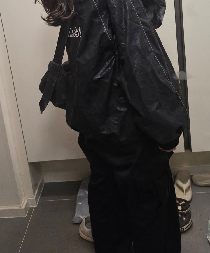 Matin Kim スタジャン 黒 MUSINSA公式 | MATIN KIM MATIN KIM LOGO COATING JUMPER IN BLACK