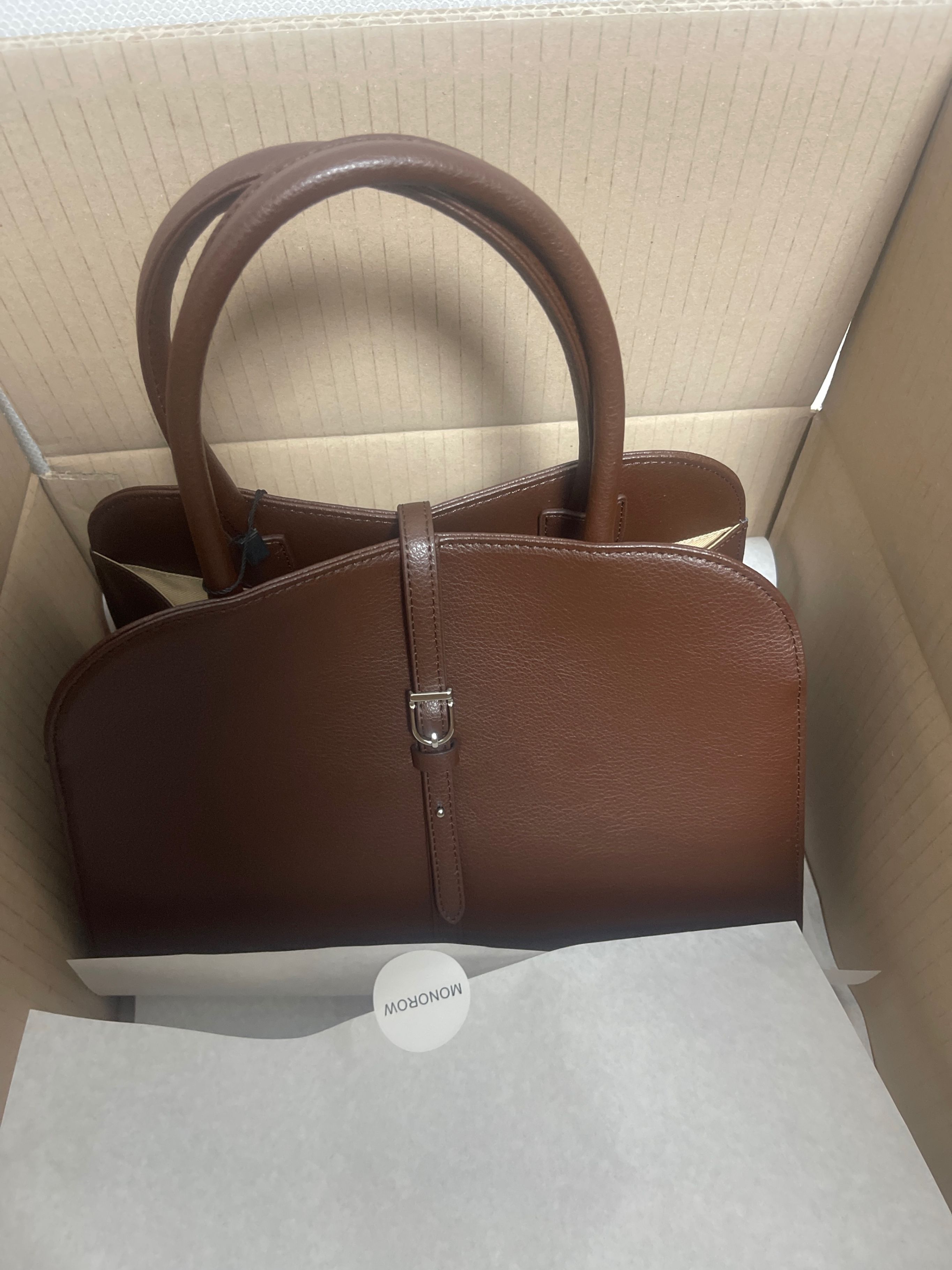 MUSINSA | MONOROW Blanc Medium Camel