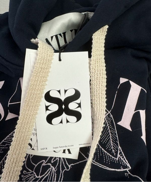 MUSINSA | SATUR Capri Citron Drawing Graphic Hooded