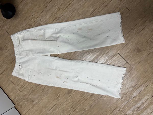 MUSINSA公式 | INSILENCE Stained Painting Denim Pants CREAM