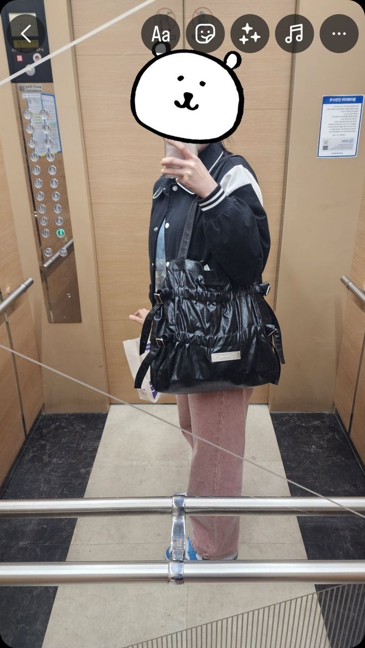 美品 Matin Kim FAUX LEATHER SEASHELL BAG 黒 MUSINSA公式 | MATIN KIM FAUX LEATHER SEASHELL BAG IN BLACK