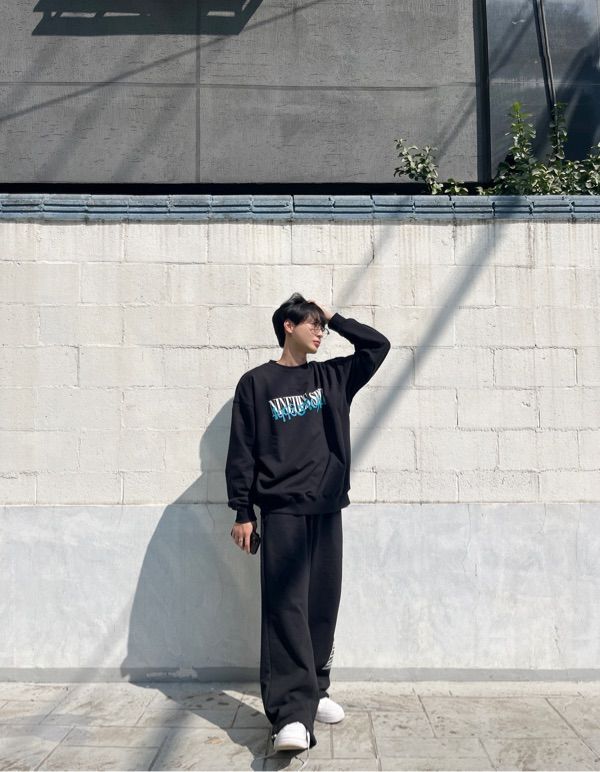 MUSINSA | 1993STUDIO Nineties Spirit Sweatshirt_Black