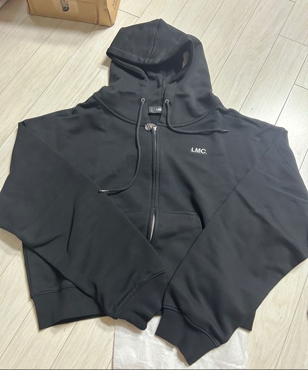 [ LMC]★25SS★韓国人気★OG ZIP-UP HOODIE 39acce5149440cb70c14d6ca340176