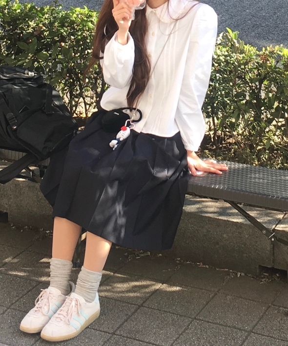 MUSINSA | CRANK Frill pleated midi skirt_dark navy