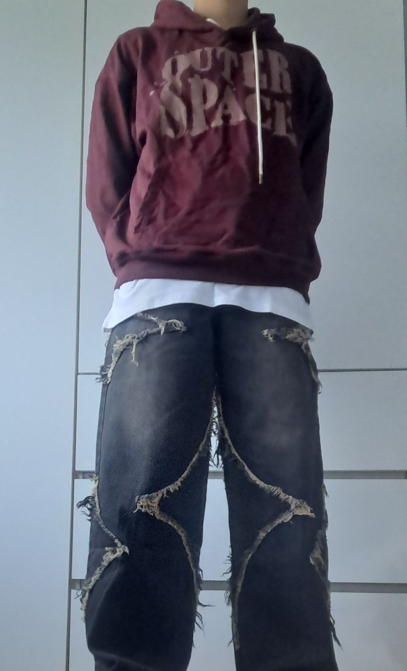 MUSINSA | TRILLION Star Applique Damaged Washed Denim Pants
