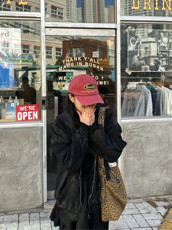 ☆HUMAN N CAT☆ Pound Washed Logo Denim Ball Cap Indigo Blue MUSINSA | HUMAN N CAT Pound washed vintage denim ball cap
