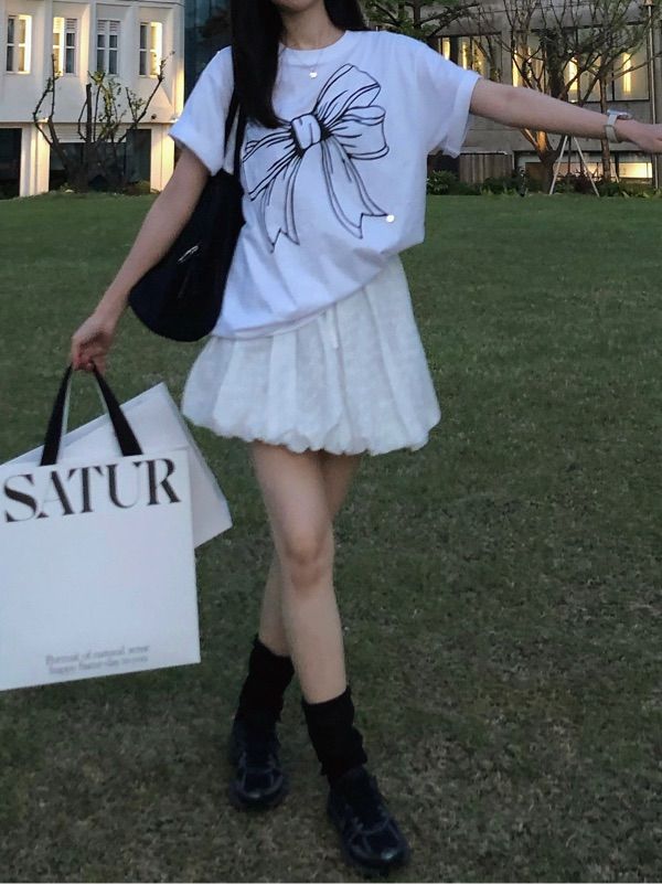 MUSINSA公式 | RONRON BIG RIBBON LINE T SHIRT WHITE BLACK