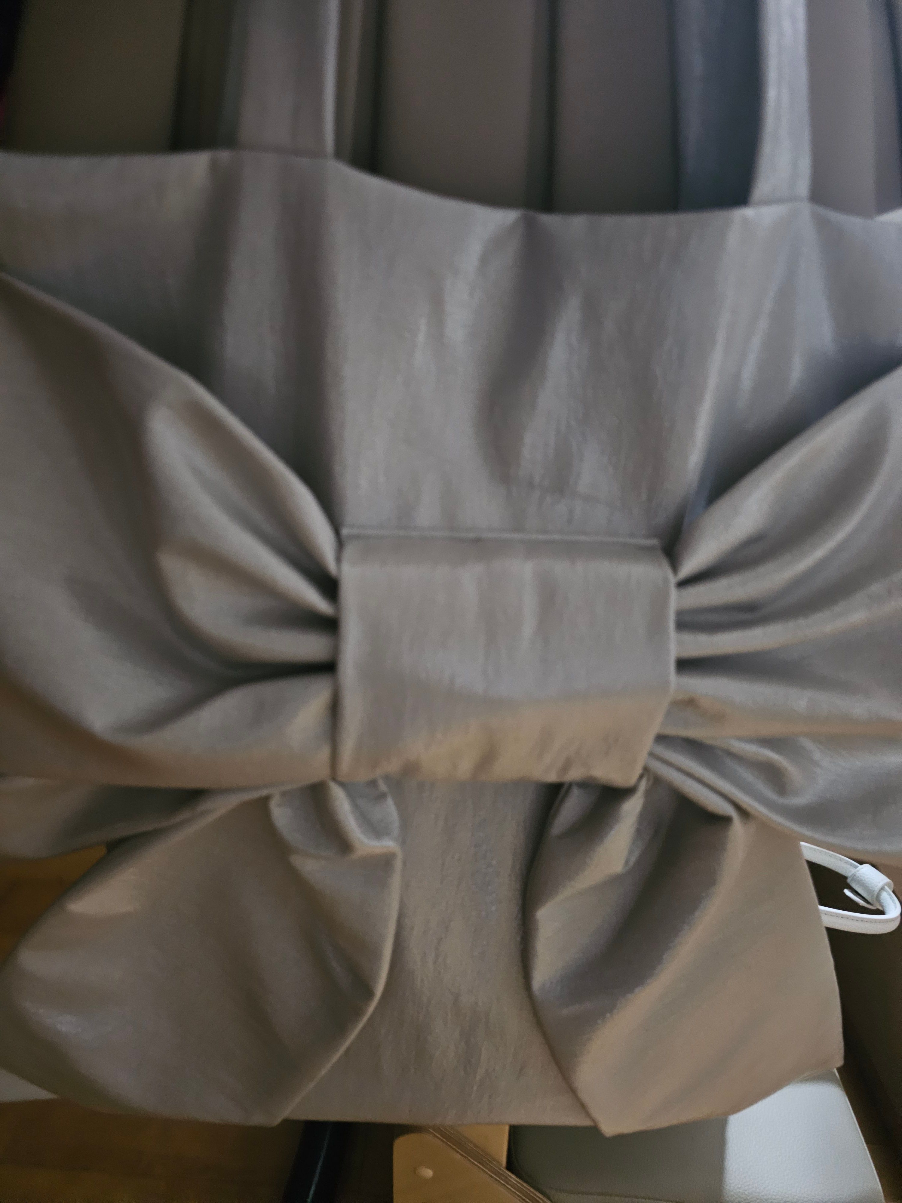 MUSINSA | DEW E DEW E Ribbon shoulder bag_gray