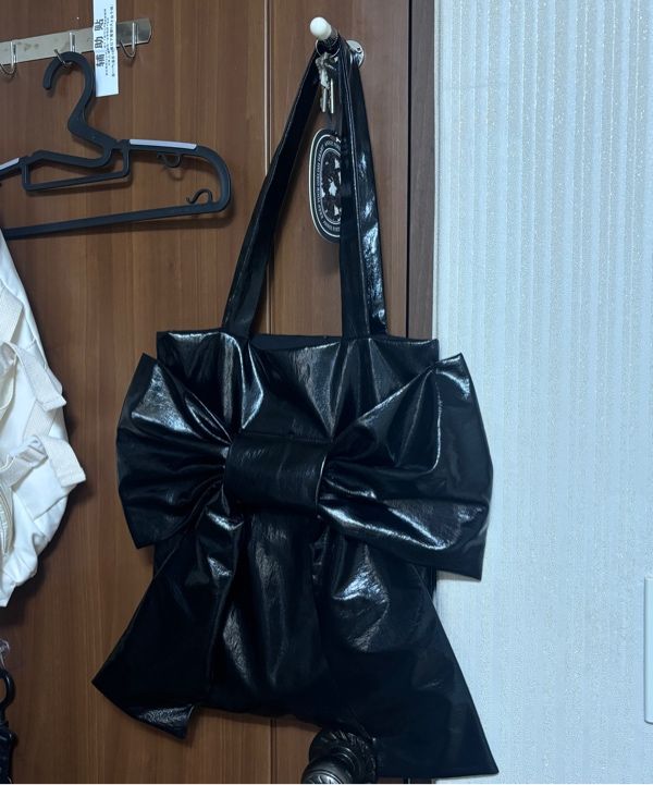 韓国商品 / DEW E DEW E リボンショルダーバッグ 2COLOR MUSINSA | DEW E DEW E Ribbon shoulder bag_gray