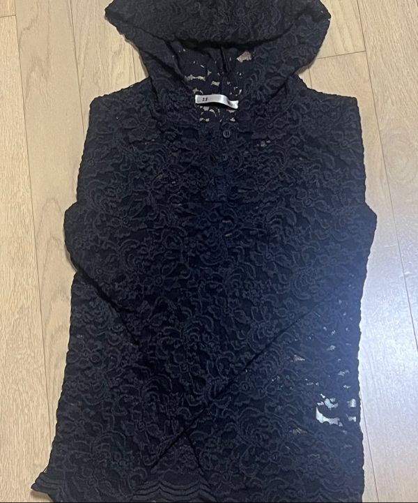 MUSINSA公式 | SETUPEXE LACE BUTTON HOODIE TOP / BLACK