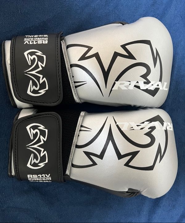 MUSINSA公式 | RIVAL RS11V エボリューション ボクシンググローブ
