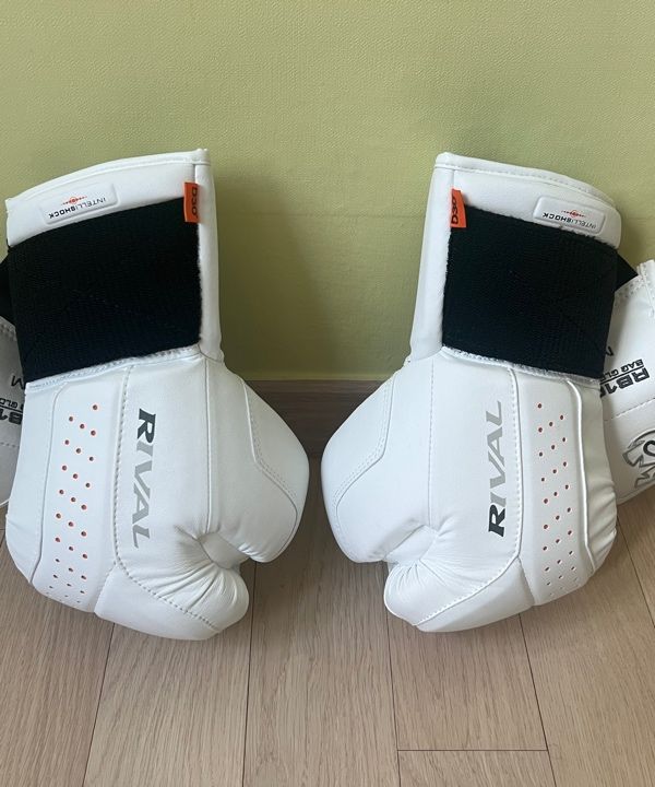 MUSINSA公式 | RIVAL RB10 インテリショック ボクシンググローブ