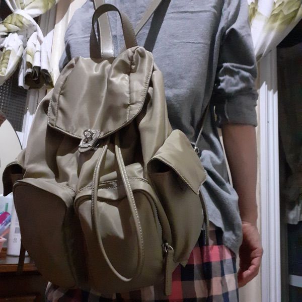 バックパック・リュック Vunque Hey Double Pocket Backpack M Size 4 Colors Hey Double Pocket Backpack M Black – vunque