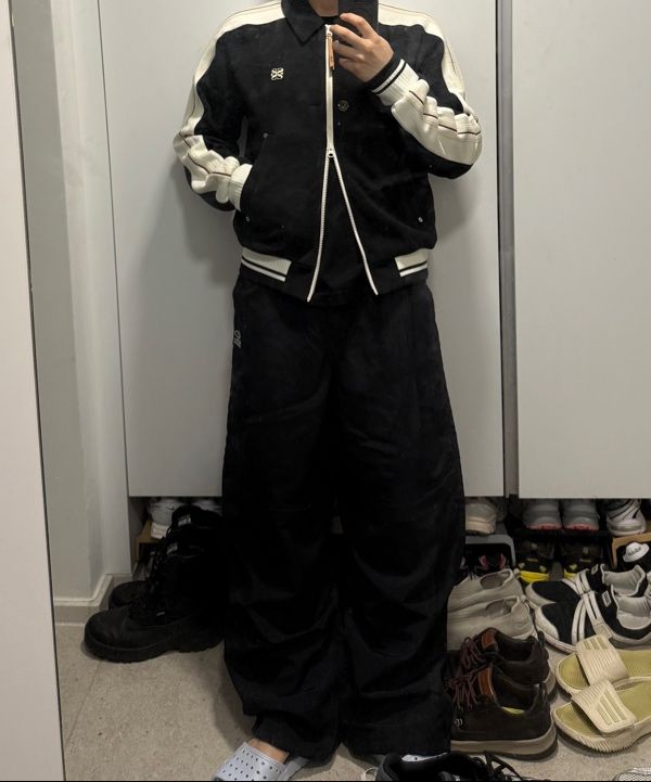 MUSINSA公式 | SATUR Lawton collar track zip-up jacket caviar