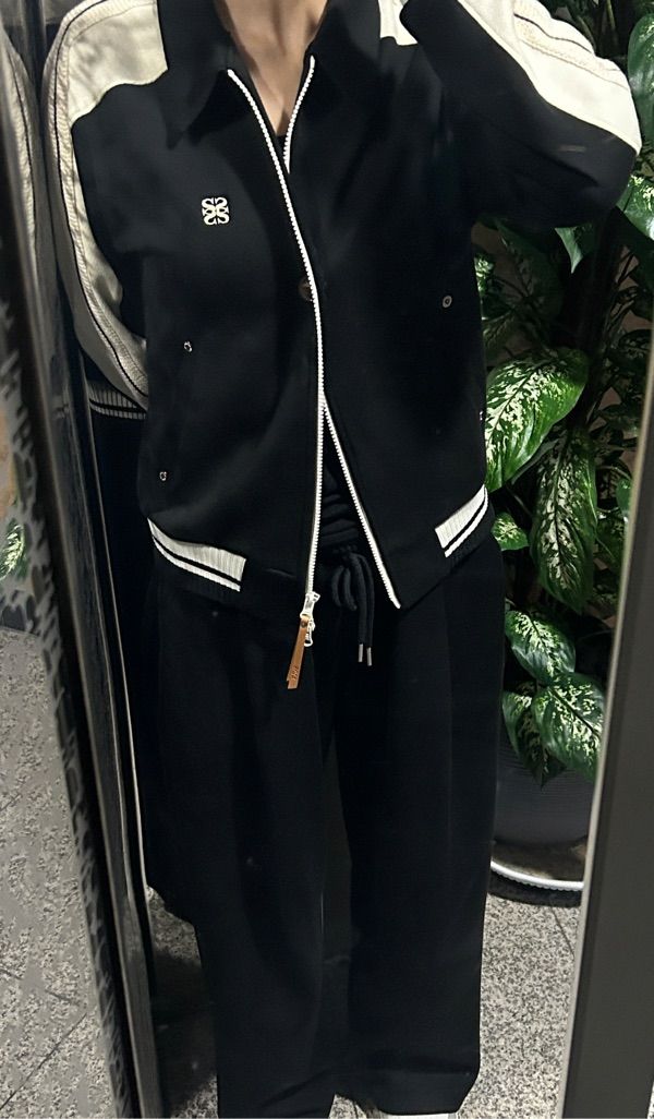 MUSINSA公式 | SATUR Lawton collar track zip-up jacket caviar