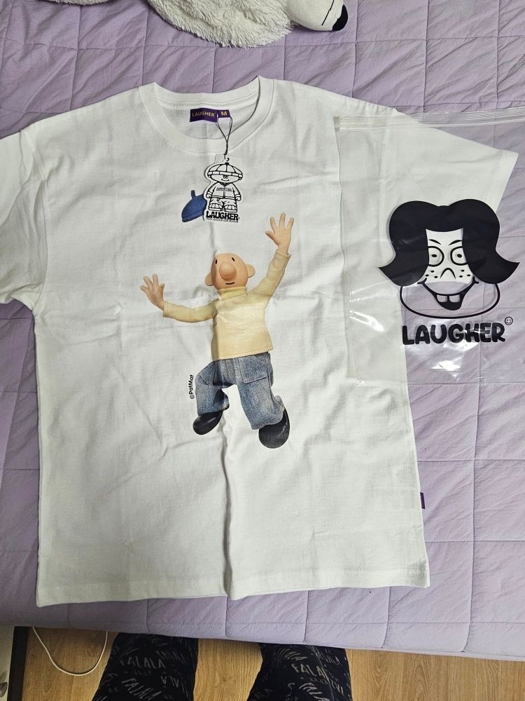 MUSINSA公式 | LAUGHER [PAT&MAT] Wow, pat T-shirt. - White