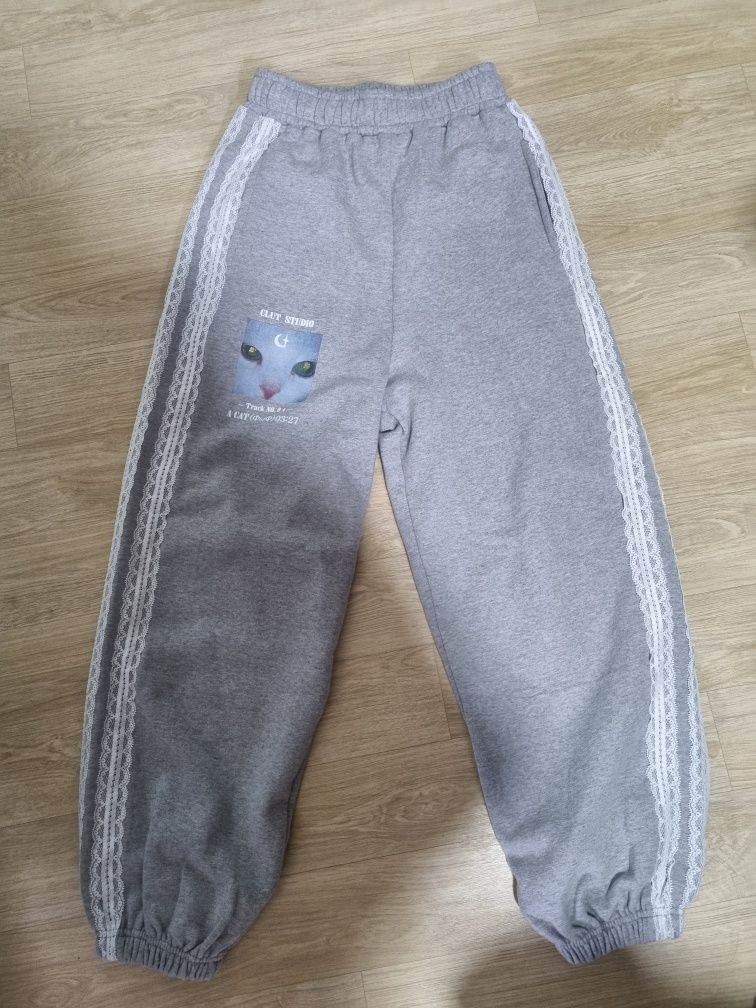 【CLUT STUDIO】0 8 Lace Cat Jogger Pants Designer fashion, Seoul-fully created | W Concept